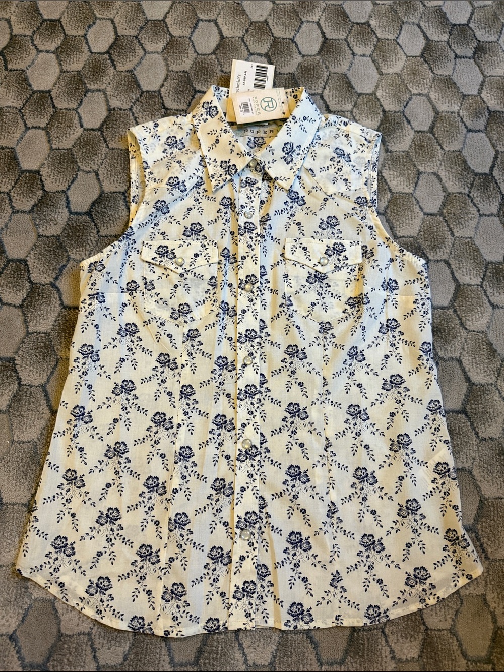 Roper Cream Sleeveless Button-Down with Blue Floral Print